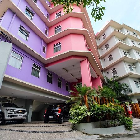 Myspace Hotel @Bgc Pasig City Ngoại thất bức ảnh