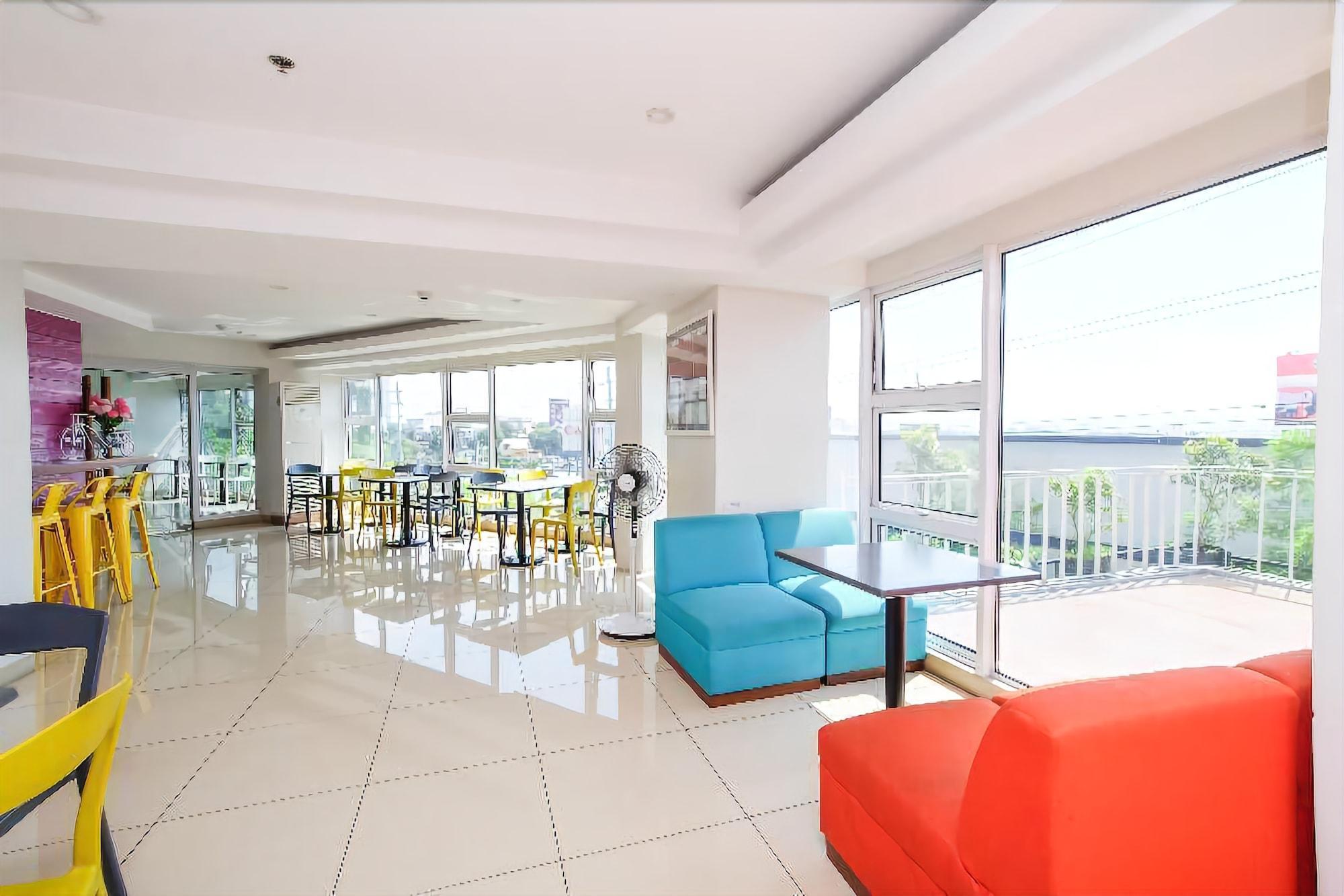 Myspace Hotel @Bgc Pasig City Ngoại thất bức ảnh