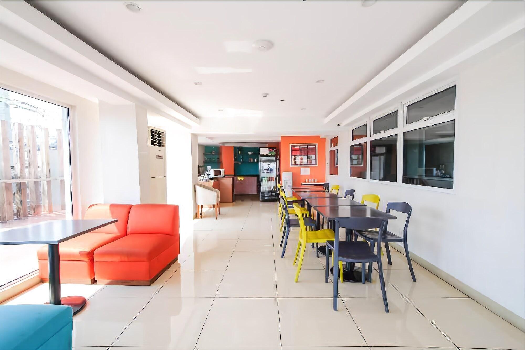Myspace Hotel @Bgc Pasig City Ngoại thất bức ảnh