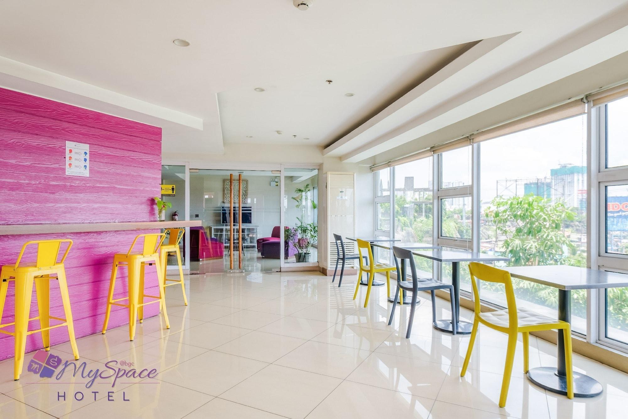 Myspace Hotel @Bgc Pasig City Ngoại thất bức ảnh