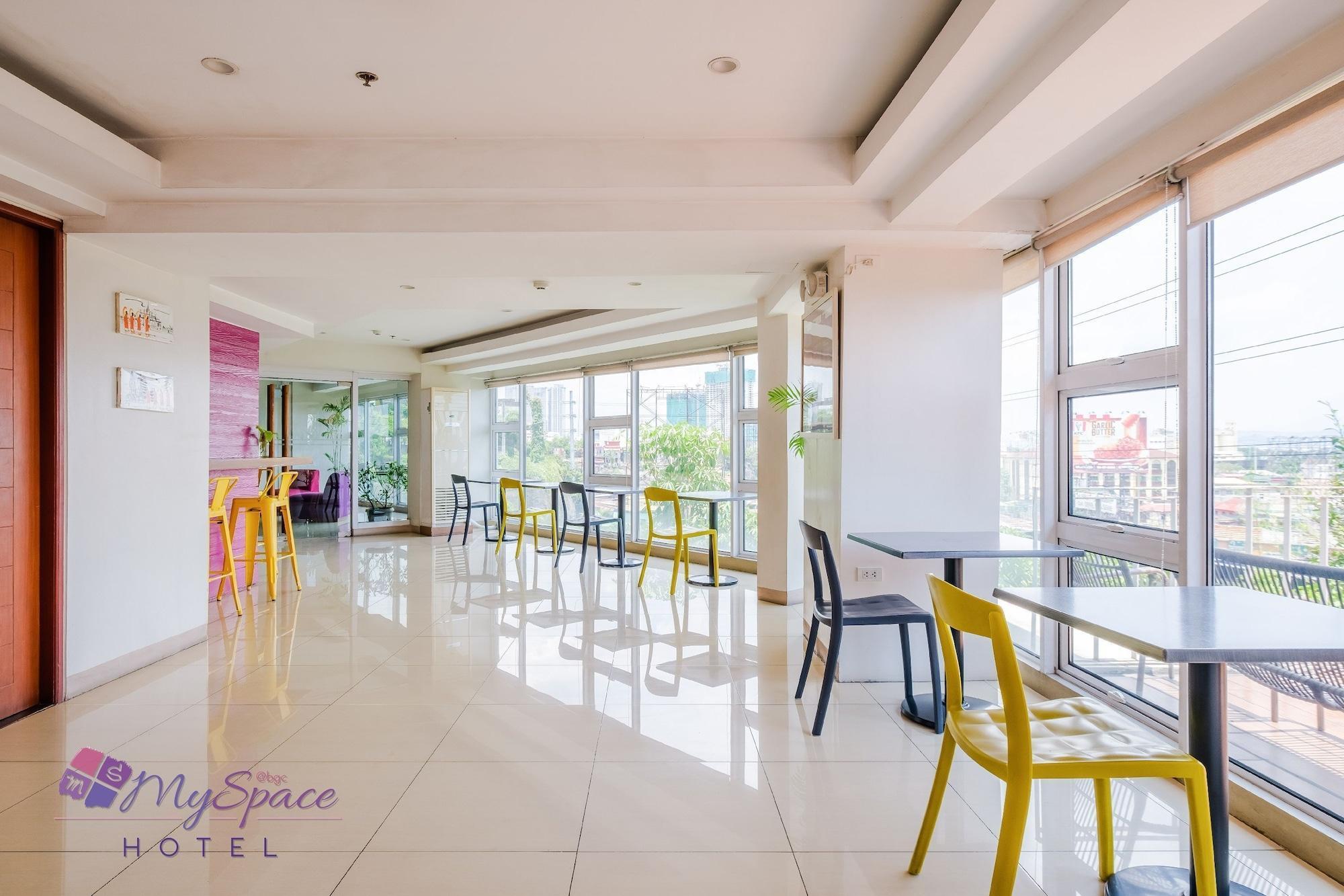 Myspace Hotel @Bgc Pasig City Ngoại thất bức ảnh