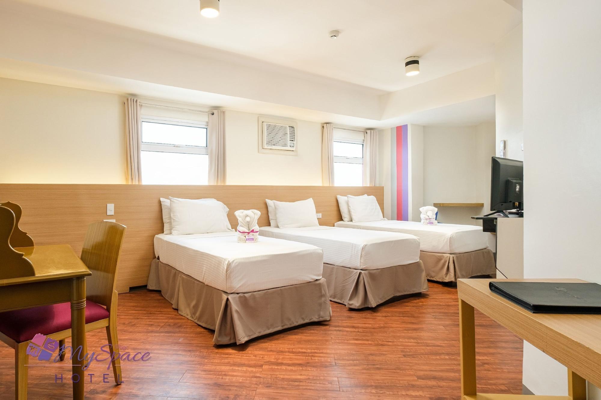 Myspace Hotel @Bgc Pasig City Ngoại thất bức ảnh