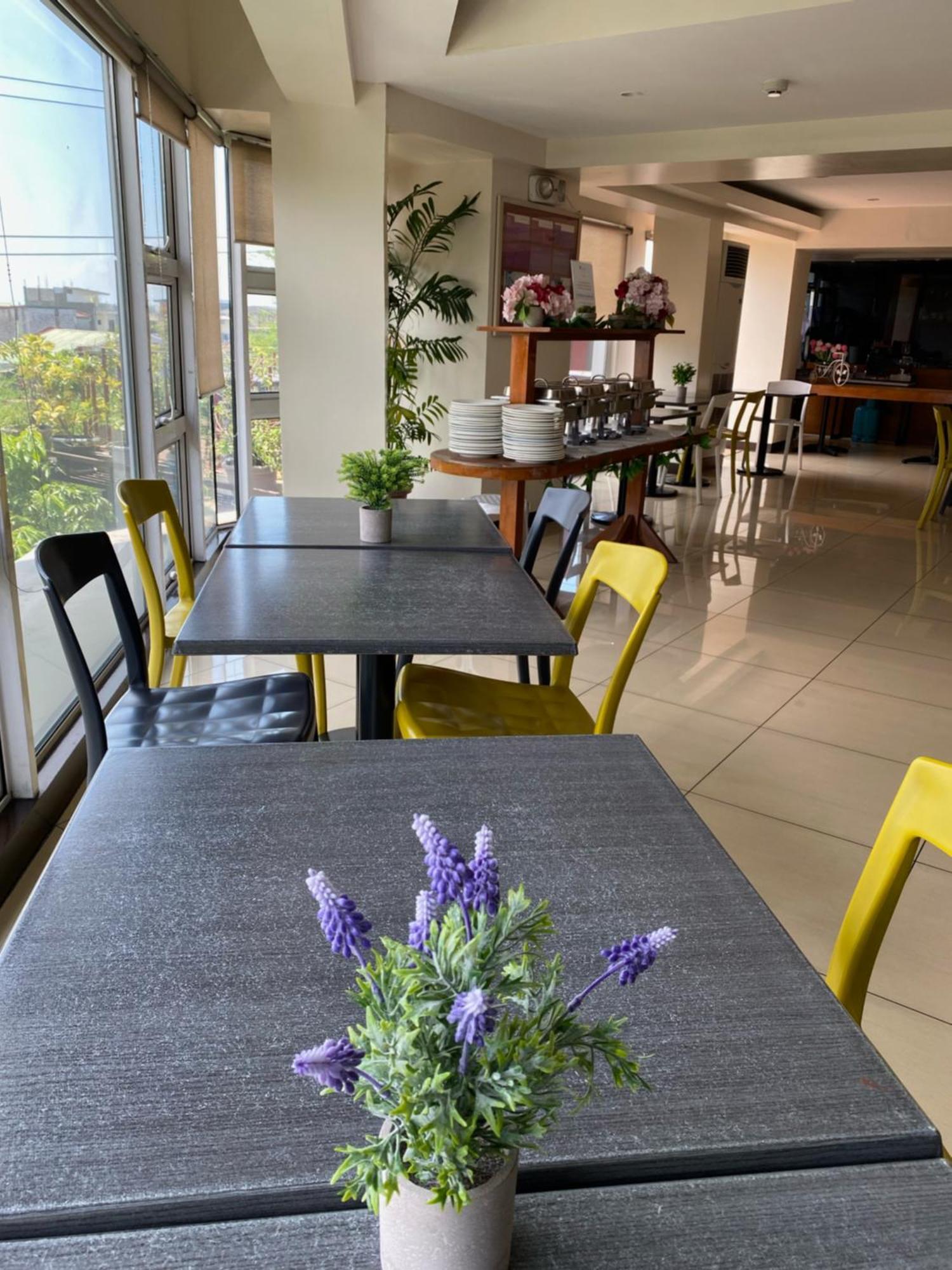 Myspace Hotel @Bgc Pasig City Ngoại thất bức ảnh